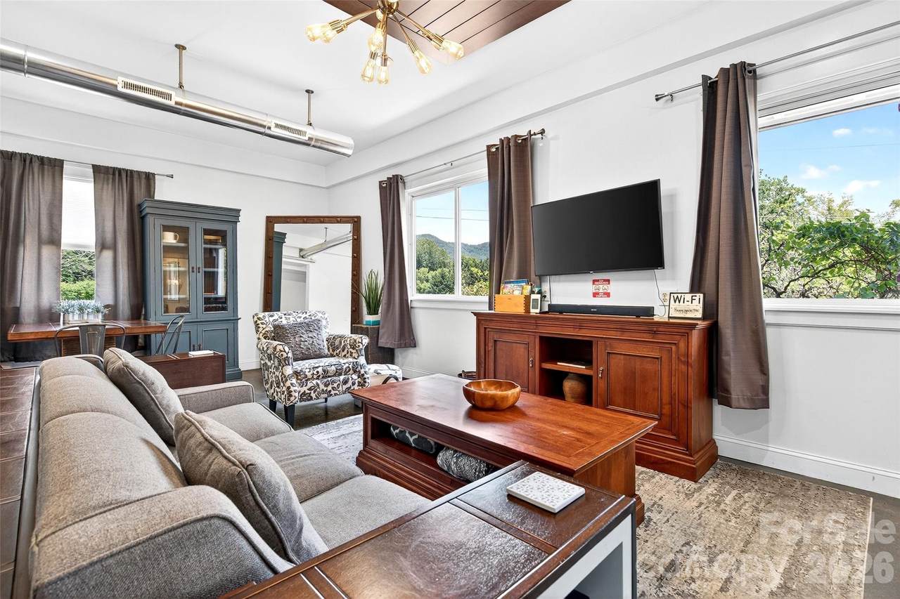 626 Old Lytle Cove Road - Photo 1