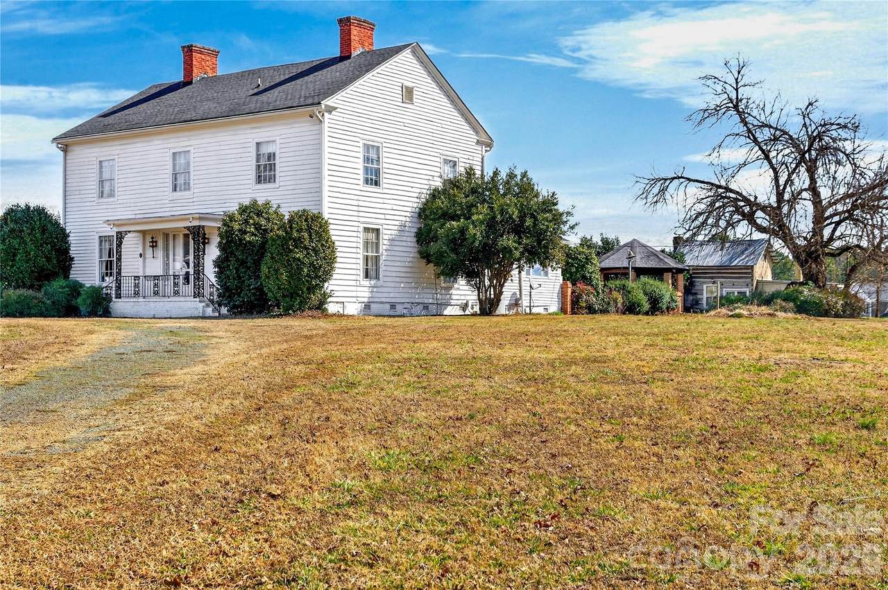 11124 Eastfield Road - Photo 1