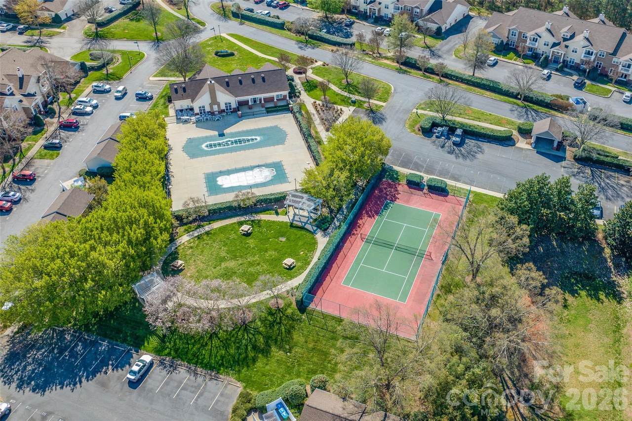 16464 Redstone Mountain Lane - Photo 1