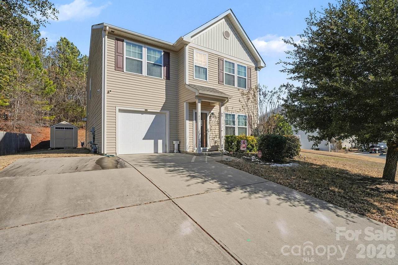 1421 Hyacinthia Lane - Photo 1