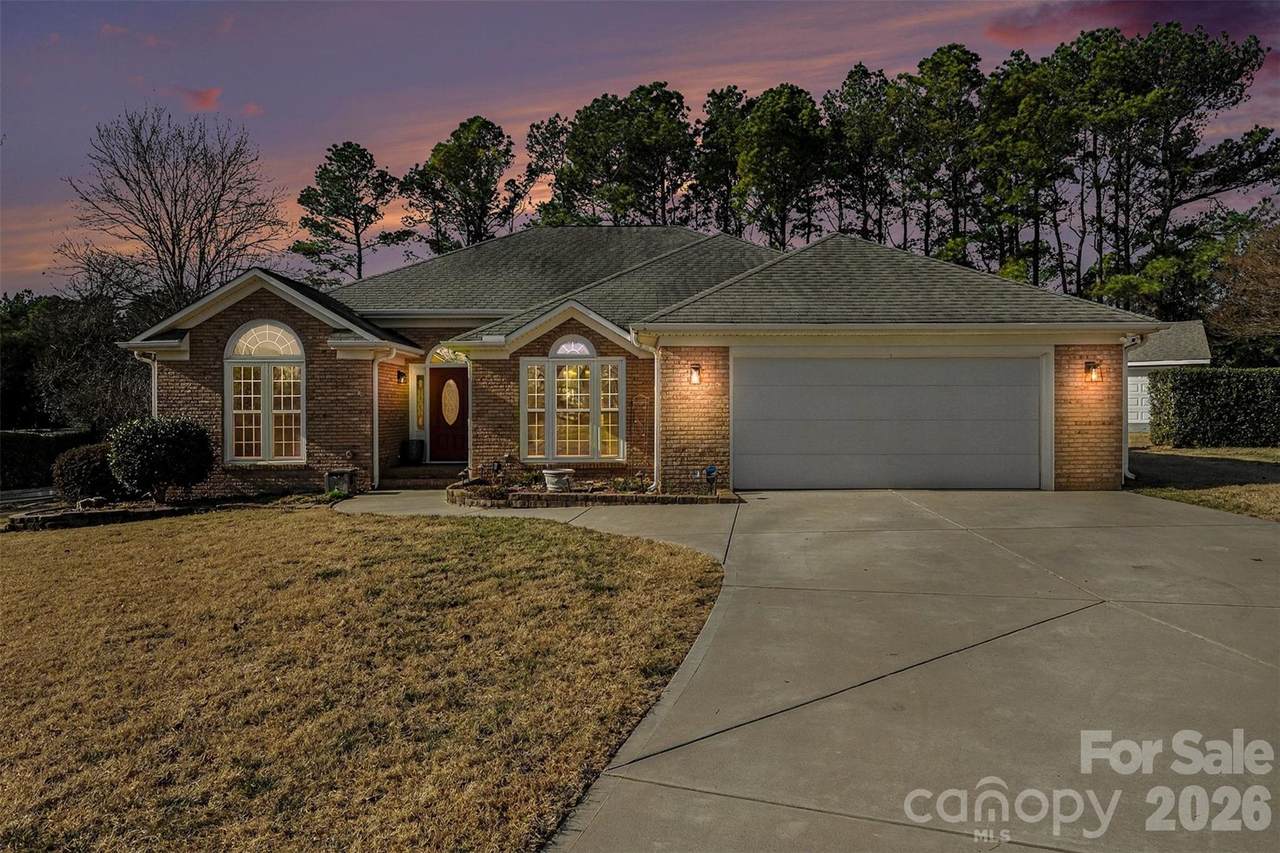 4400 Mackenzie Court - Photo 1