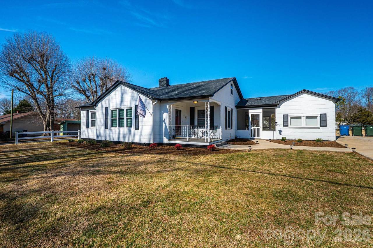 1429 17th Avenue - Photo 1