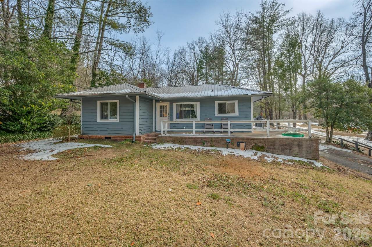 1685 Lynn Road - Photo 1
