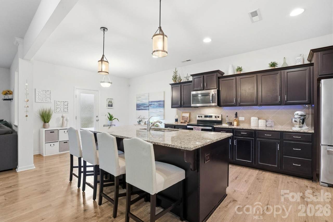 333 Whispering Hills Drive - Photo 1