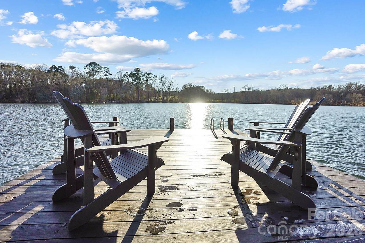 22246 Oakwood Road - Photo 1