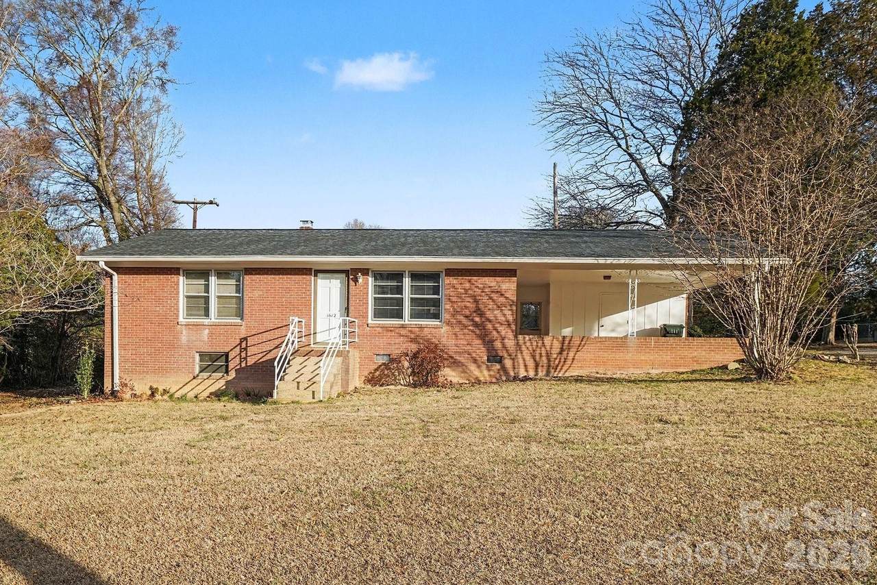 1612 Shelby Road - Photo 1