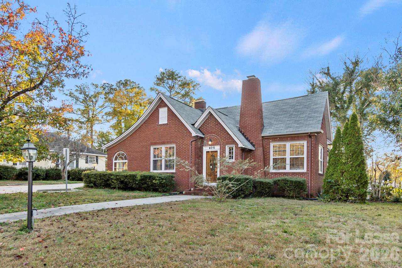 408 White Street - Photo 1