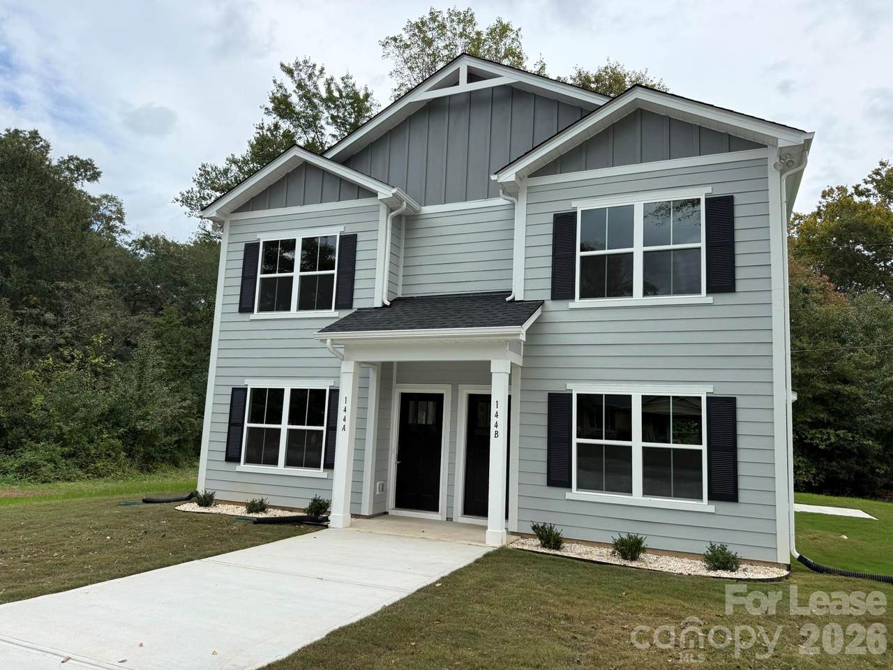 144 33rd Street - Photo 1