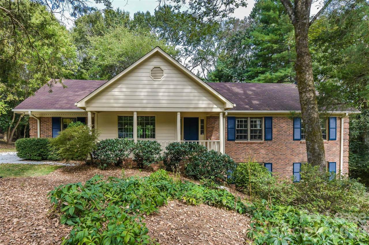 2630 Fernbank Drive - Photo 1