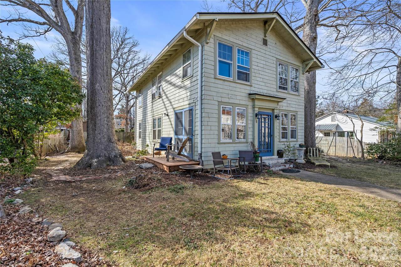 5 Westchester Drive - Photo 1