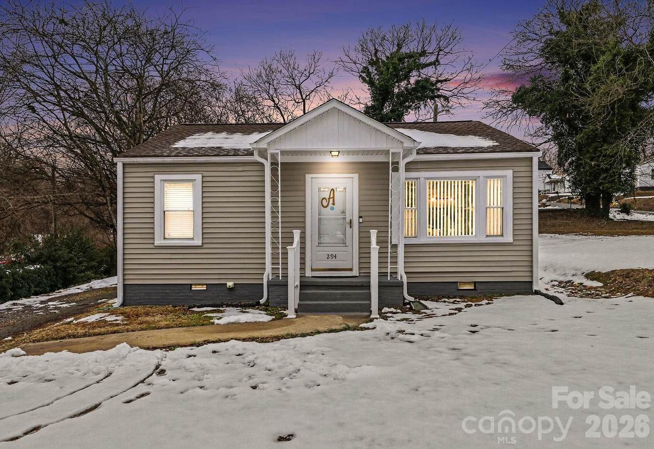 294 Broad Drive - Photo 1