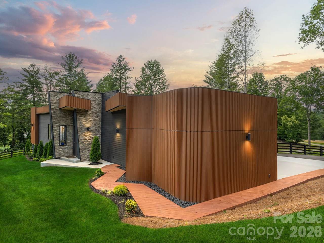 78 Manchester Way - Photo 1