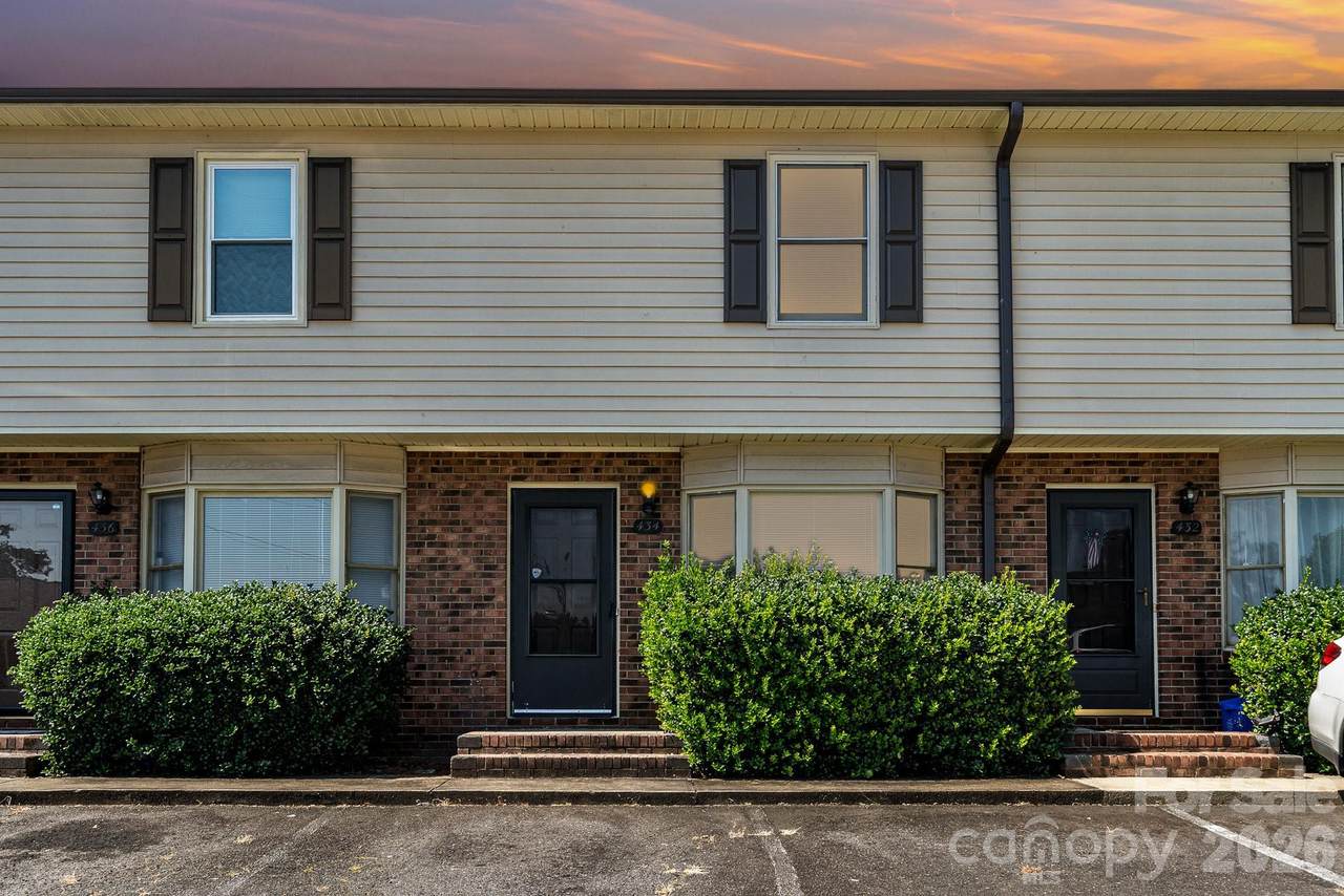 434 Stoneycreek Lane - Photo 1