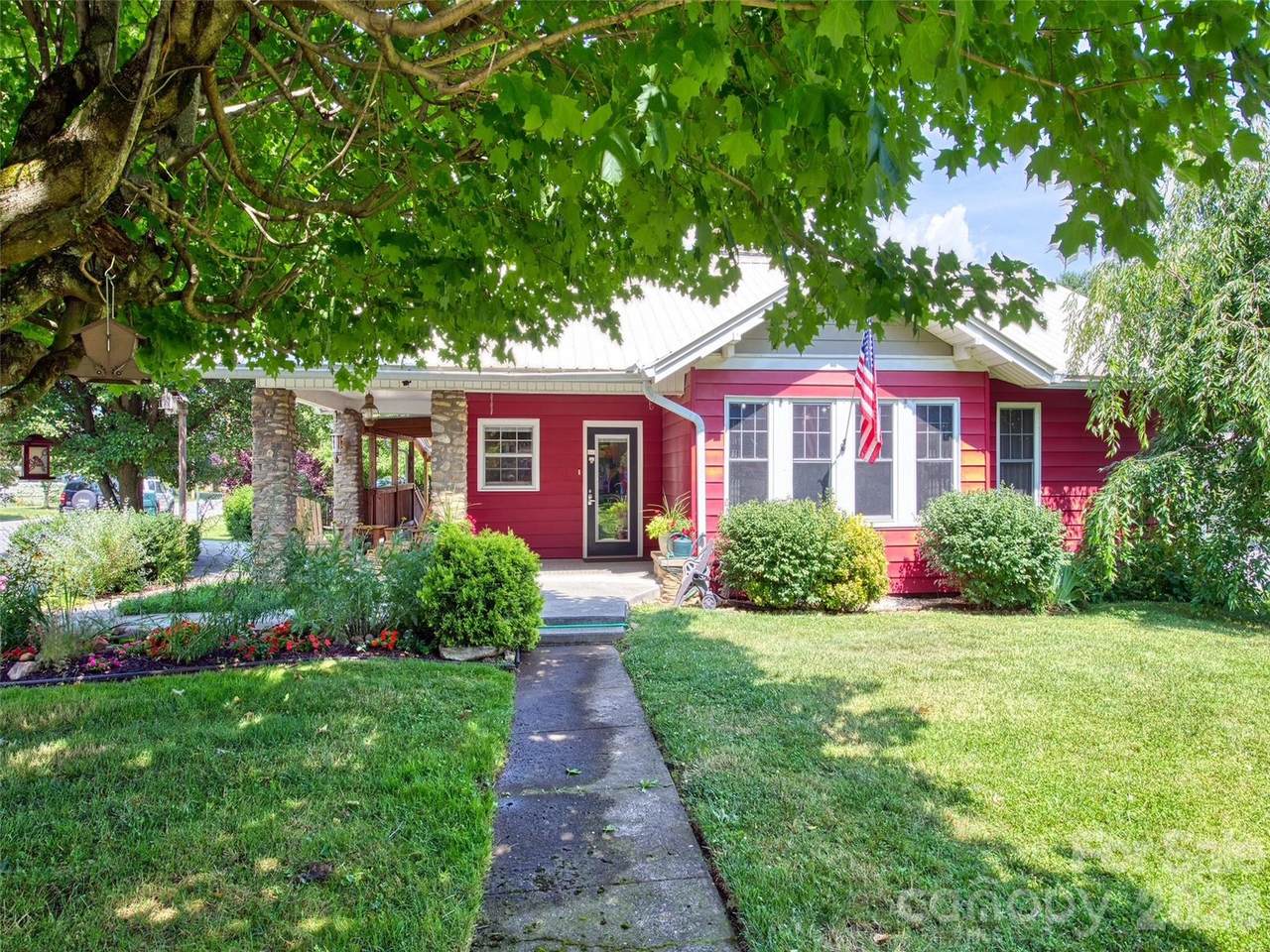 24 Belle Meade Drive - Photo 1