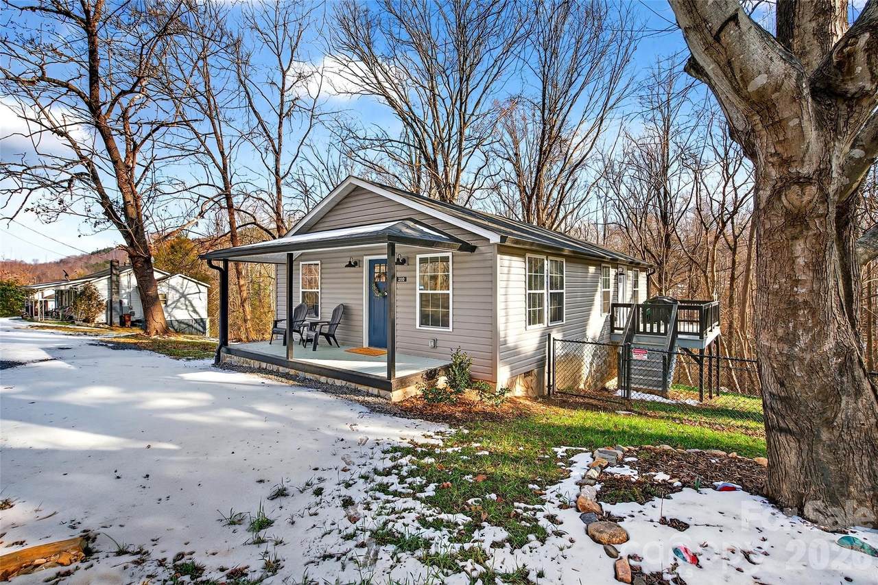 250 Seagle Street - Photo 1