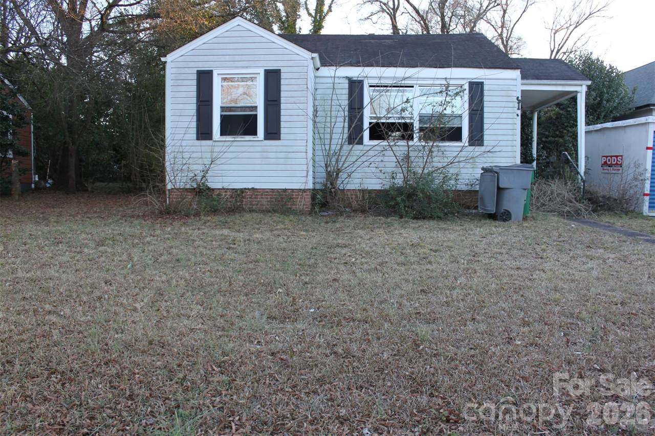 912 Matheson Avenue - Photo 1