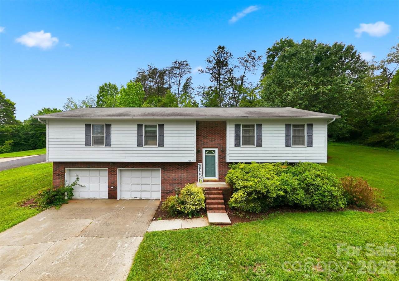 3882 Shadowood Drive - Photo 1
