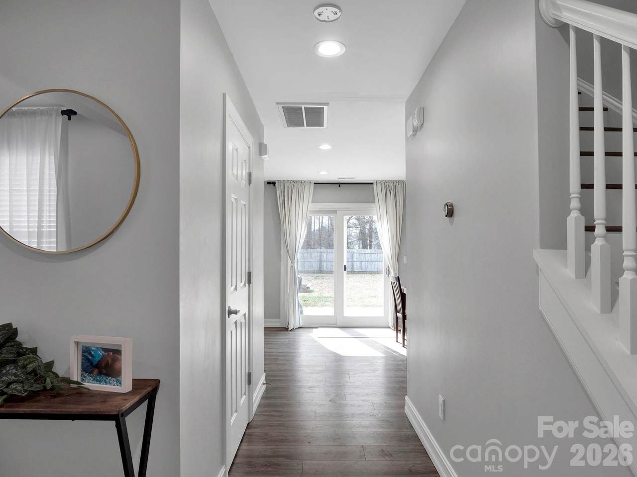 3807 Edgeview Drive - Photo 1