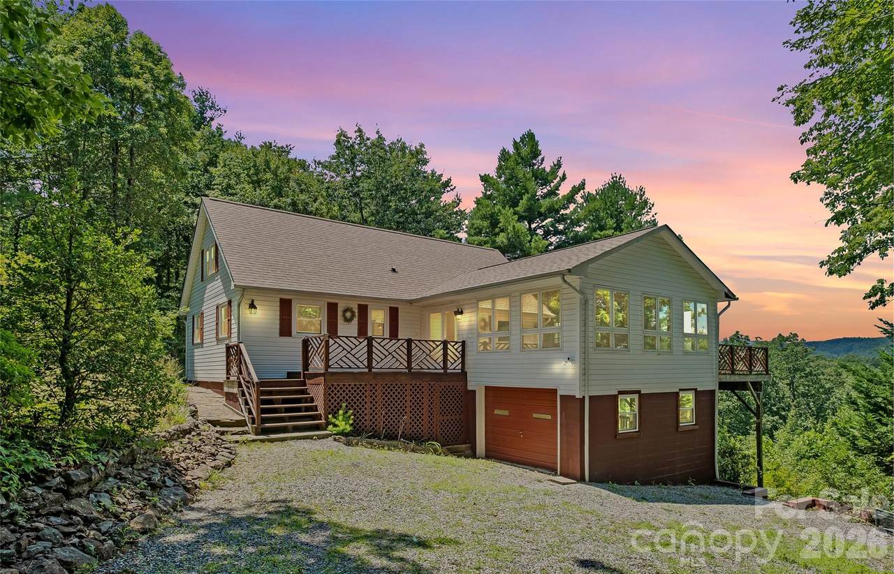 5545 Pine Ridge Drive - Photo 1