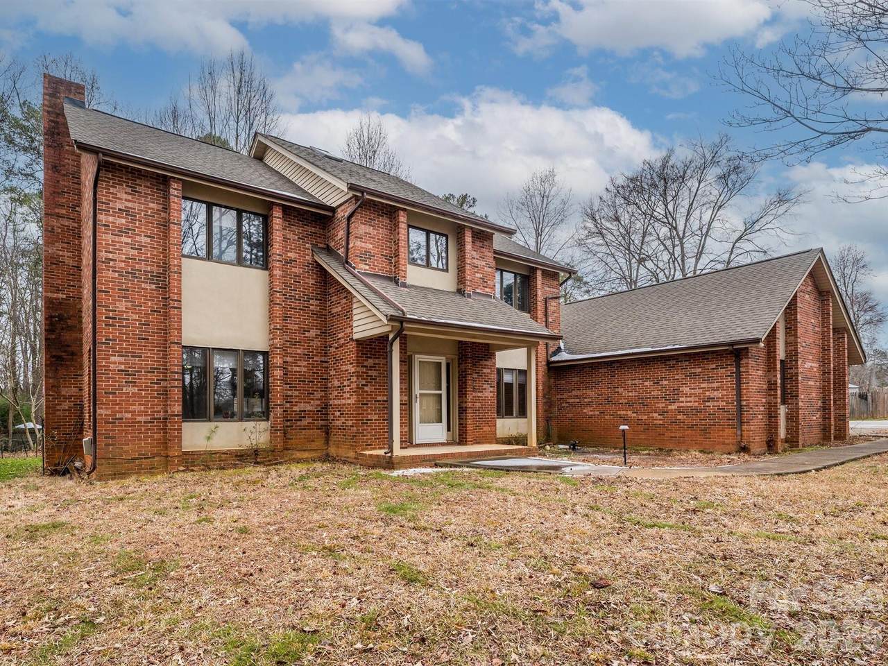7600 Wallace Lane - Photo 1