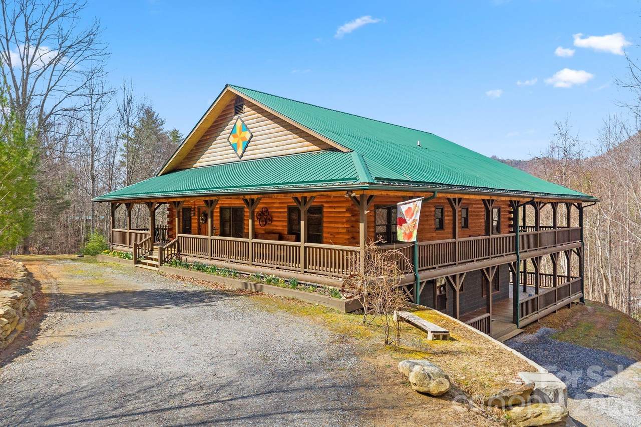 264 Moonbeam Lane - Photo 1