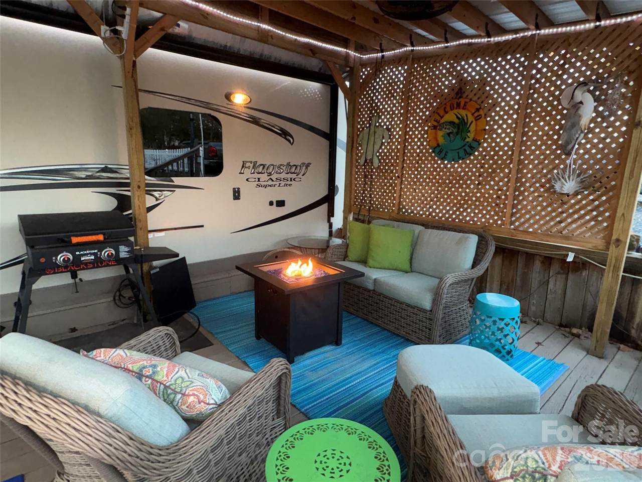 117 Pier Avenue - Photo 1