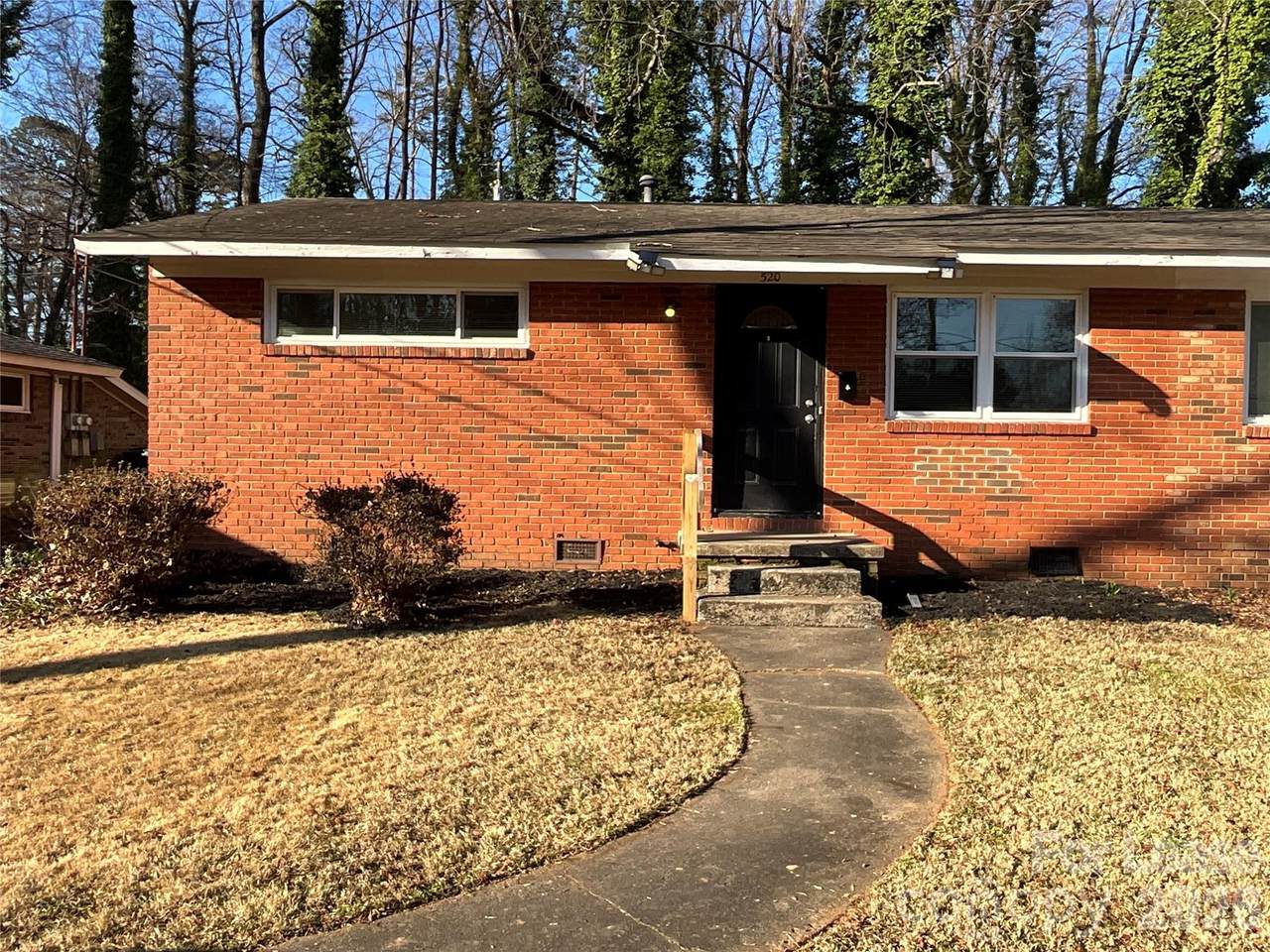 520 Blendwood Drive - Photo 1