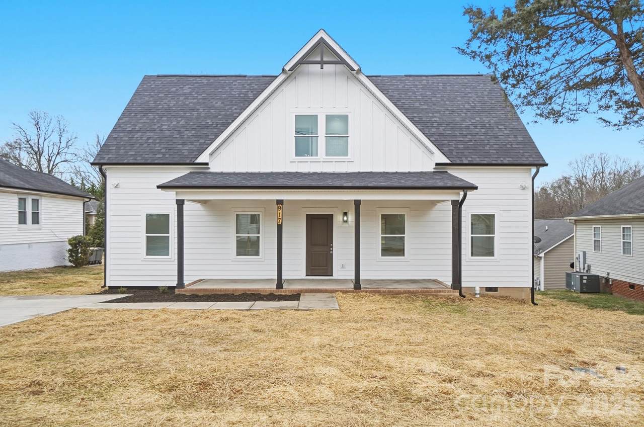 917 Bethpage Road - Photo 1