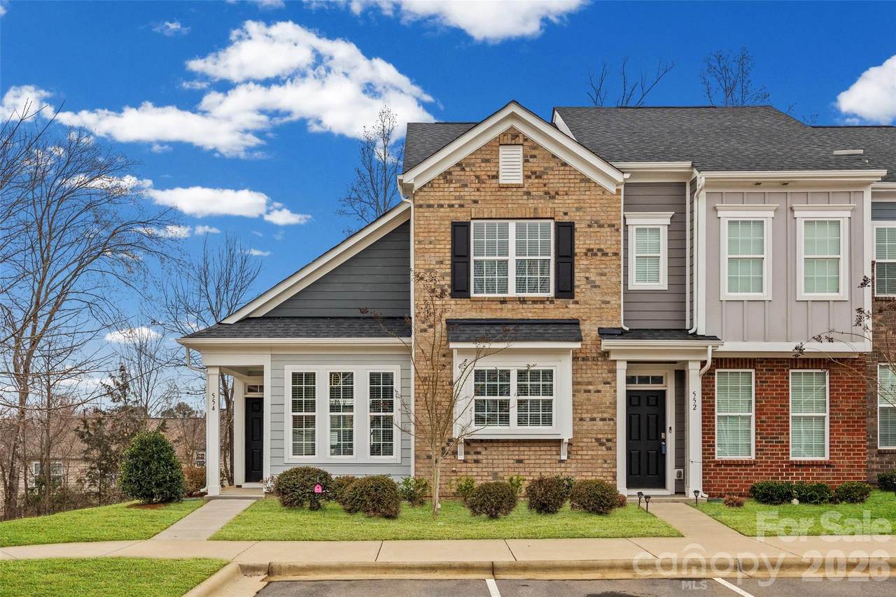 554 Dorman Street - Photo 1