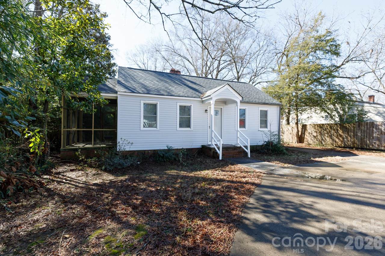 723 Finley Road - Photo 1