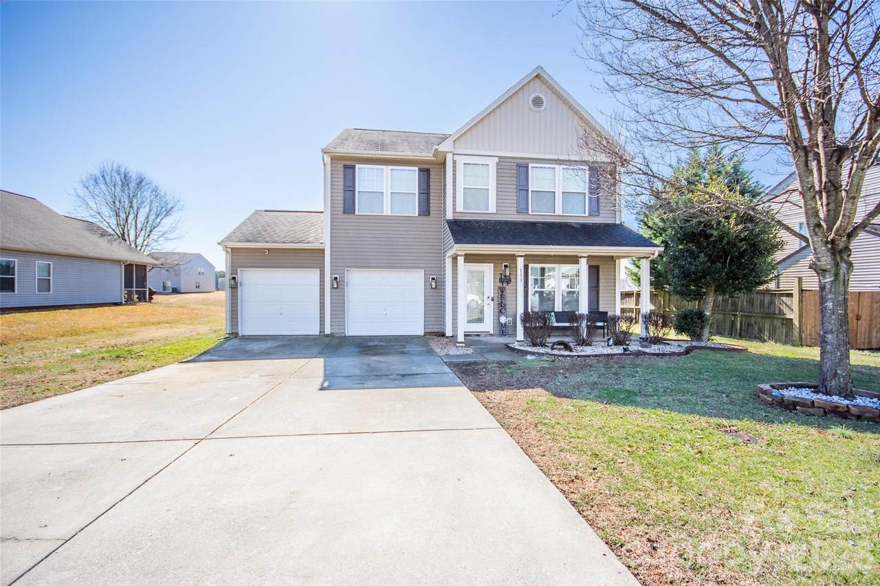 133 Altondale Drive - Photo 1