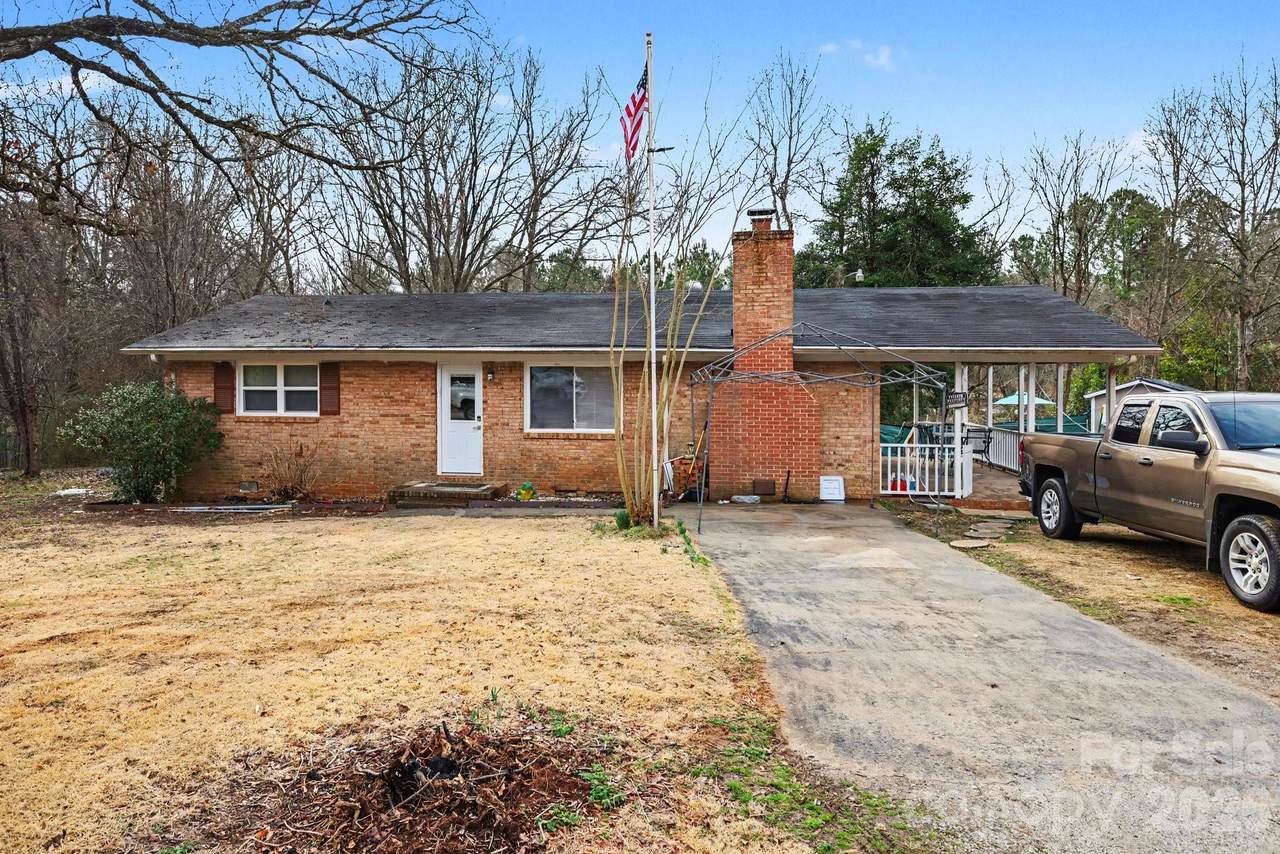 128 Paul Snipes Road - Photo 1