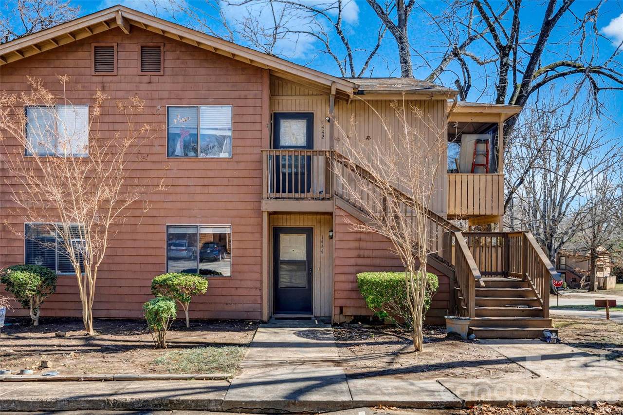 1444 Riverwood Court - Photo 1