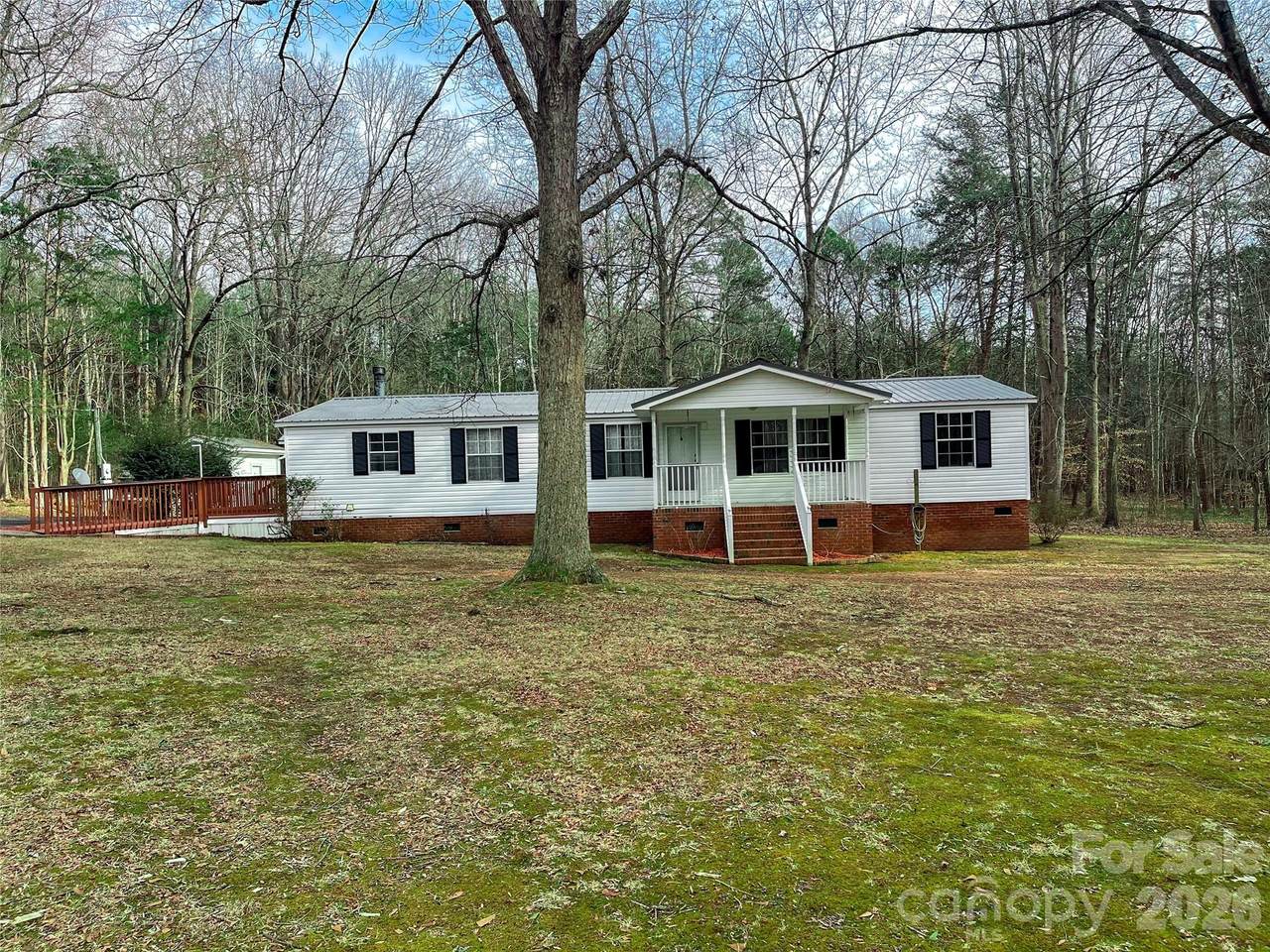 205 Star Road - Photo 1