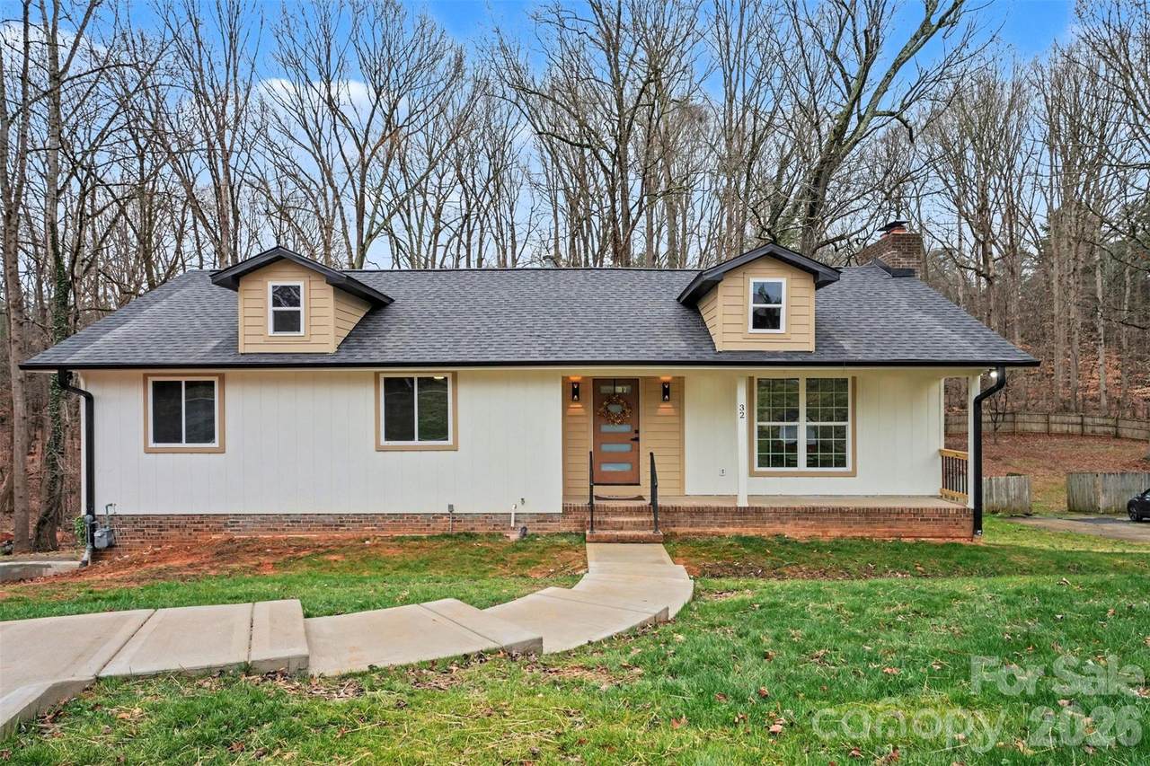 32 Bowen Drive - Photo 1