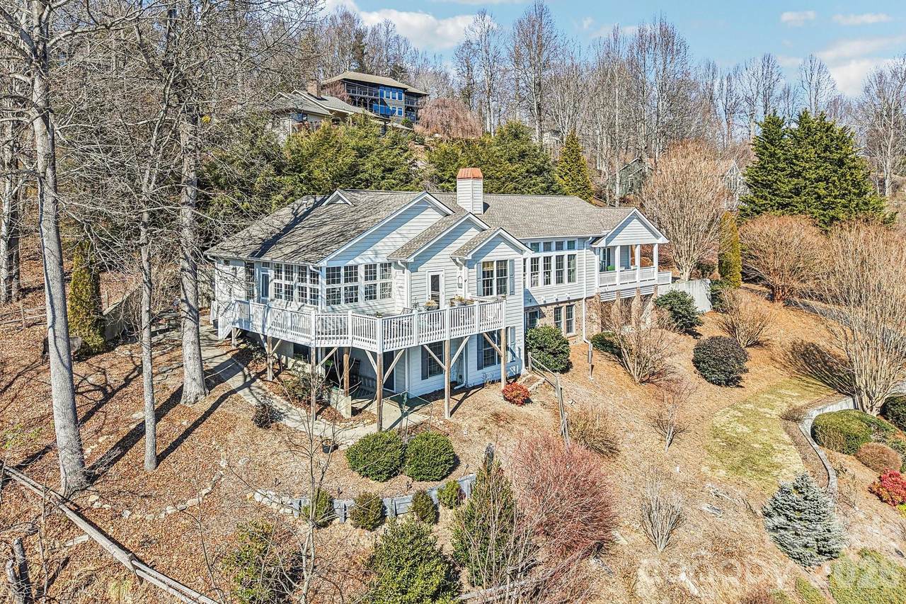 209 Rowland Drive - Photo 1