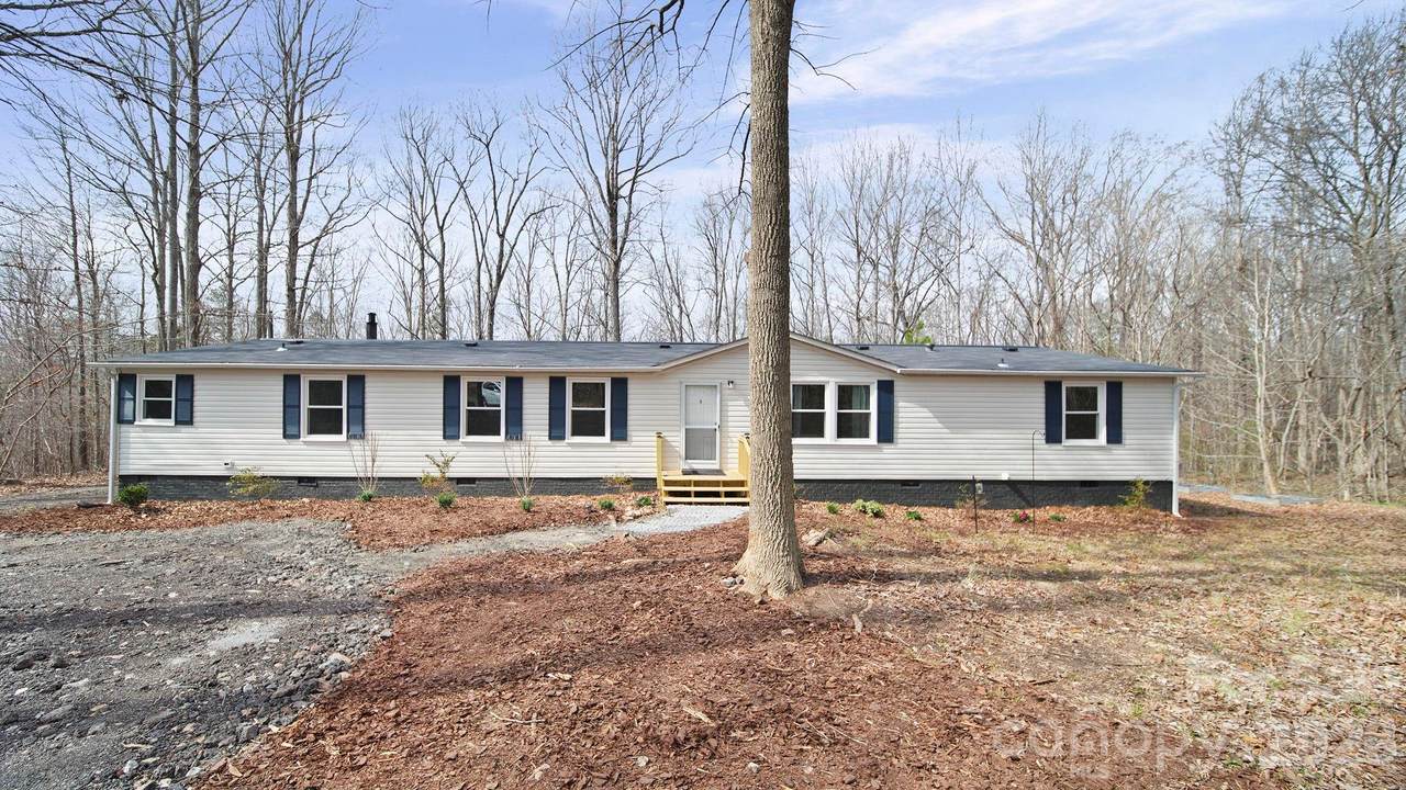 1320 Smith Woods Lane - Photo 1