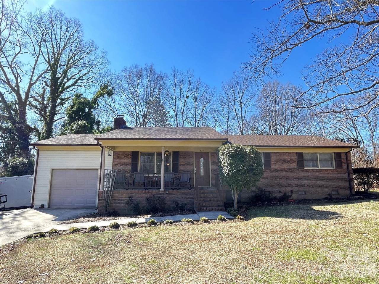 120 General Pemberton Street - Photo 1