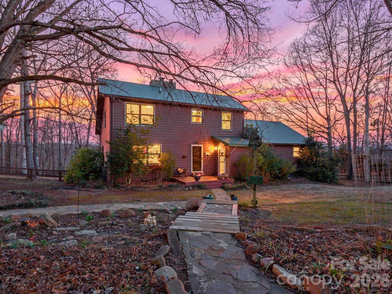 405 Loop Road - Photo 1