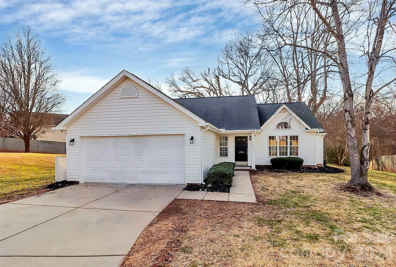 1044 Sandy Point Drive - Photo 1