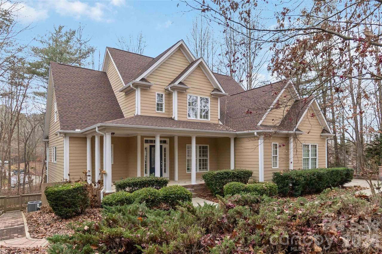 151 Maple View Drive - Photo 1