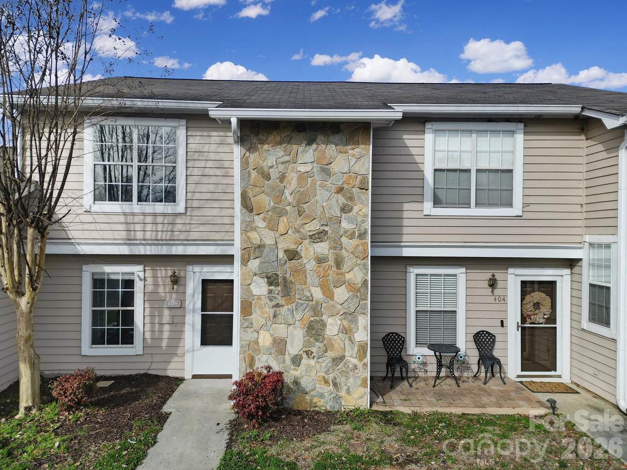 405 Heritage Parkway - Photo 1