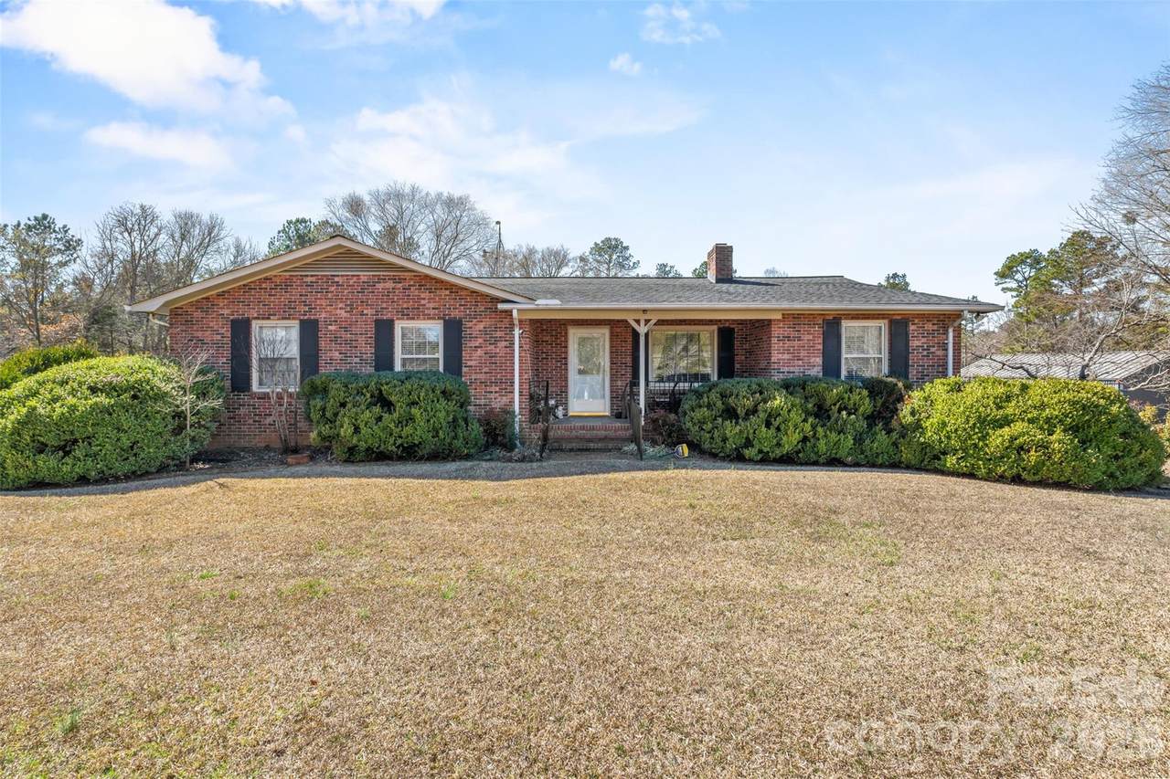 6330 Richburg Road - Photo 1