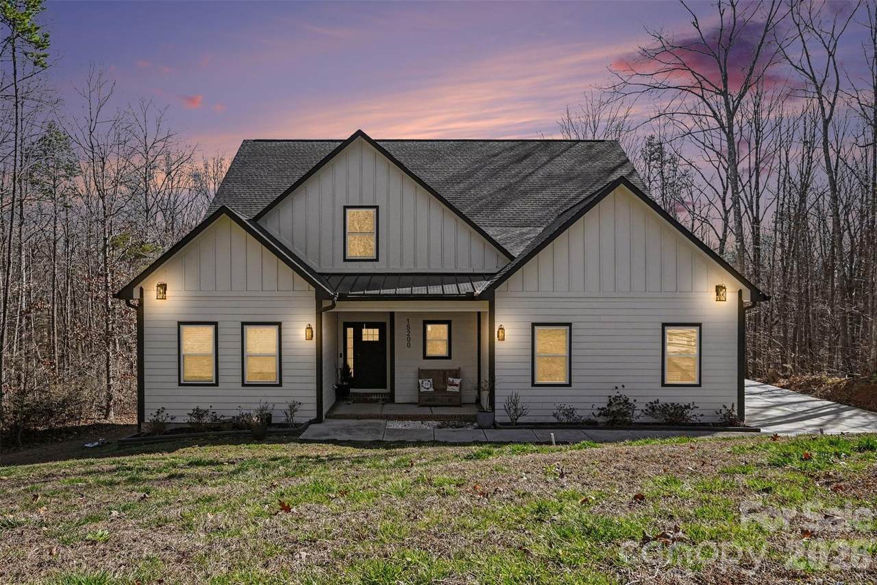 15200 August Lane - Photo 1