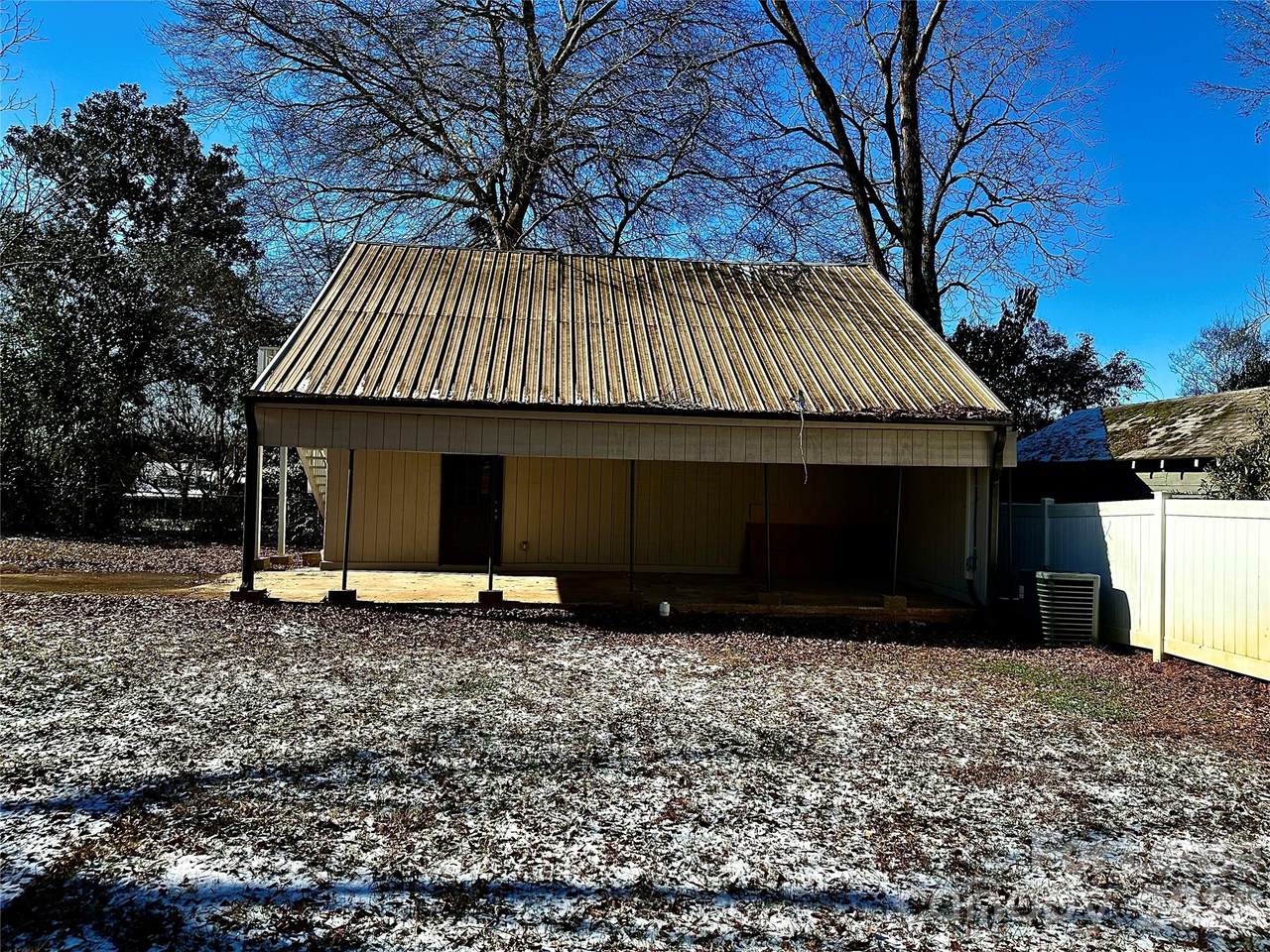 708A Union Street - Photo 1