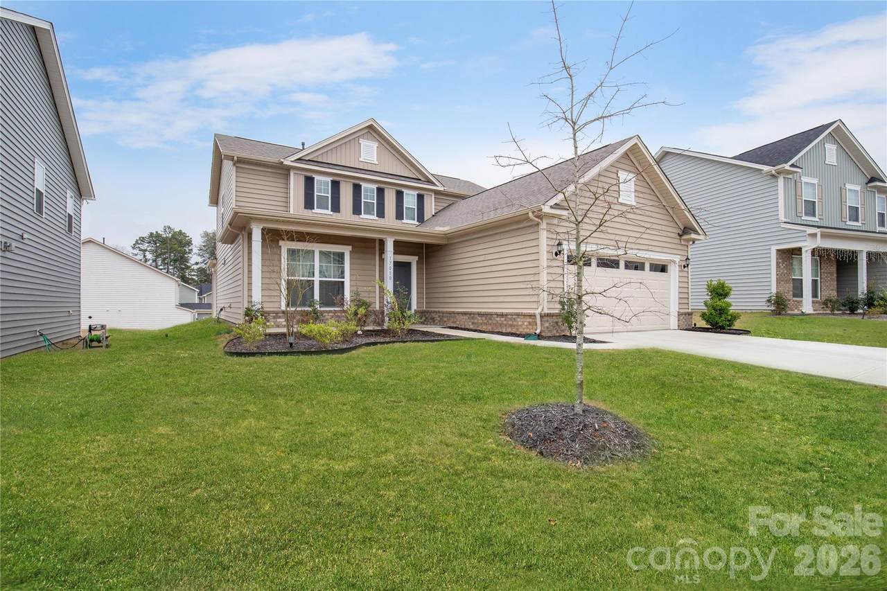 17010 Dogwood Creek Lane - Photo 1