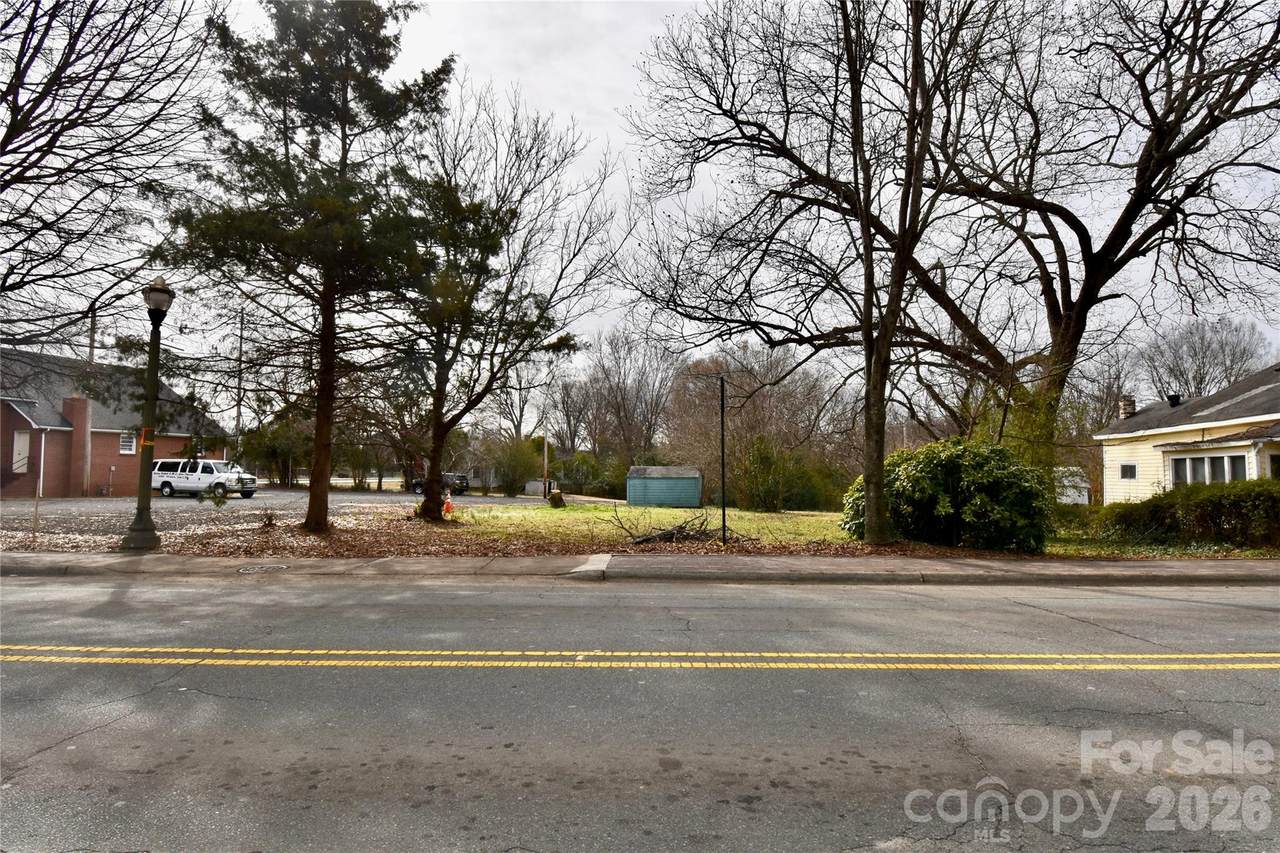 20724 Catawba Avenue - Photo 1
