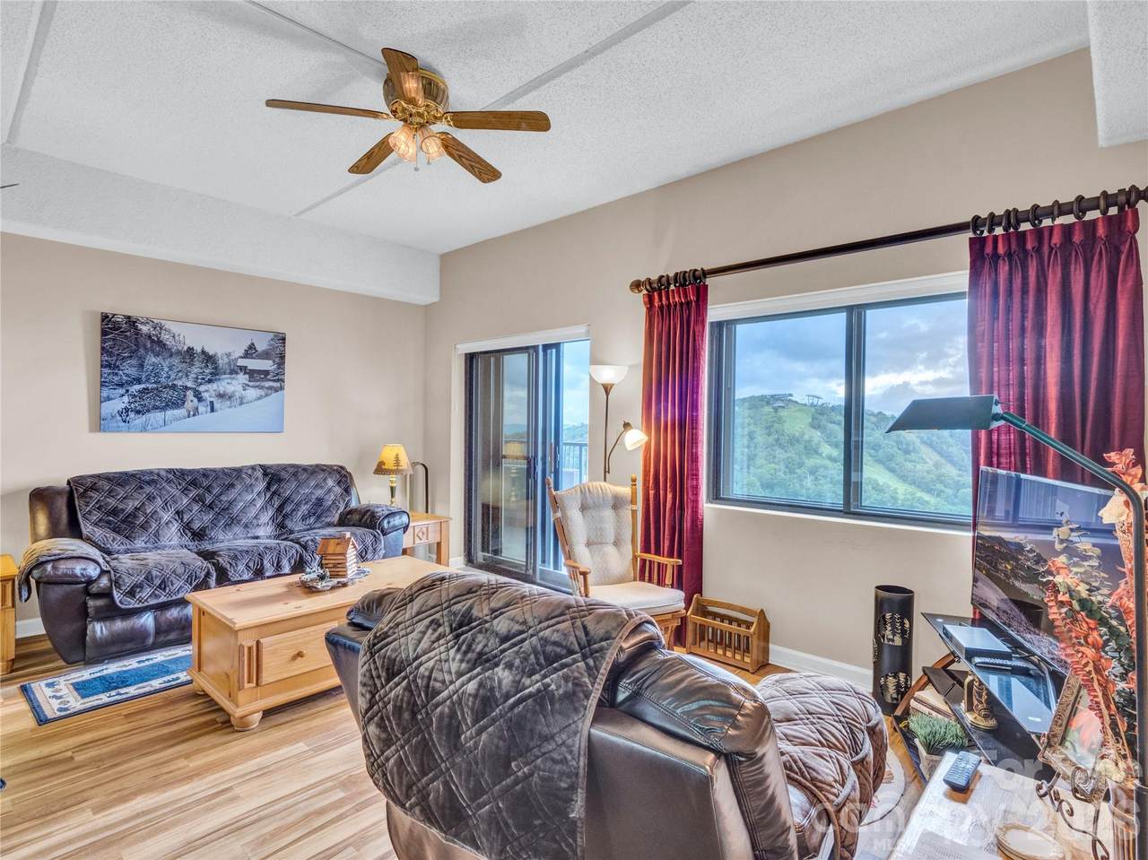 303 Sugar Top Drive - Photo 1