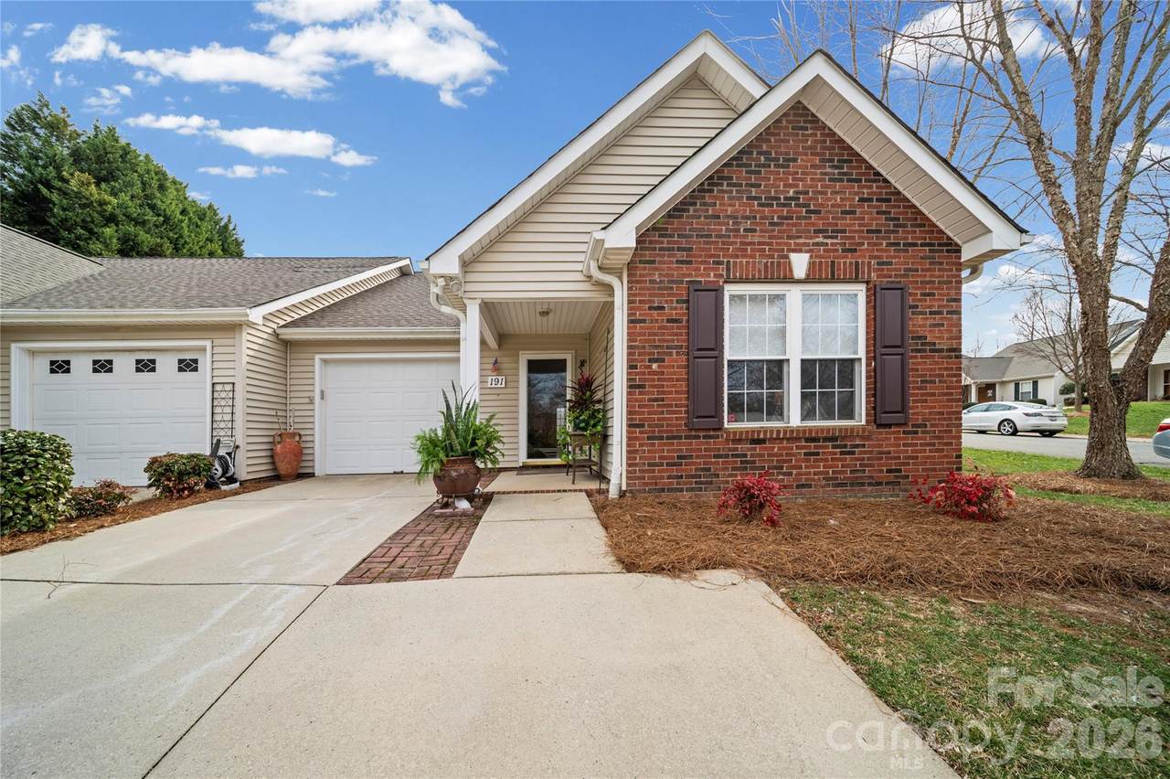 191 Oak Village Parkway - Photo 1