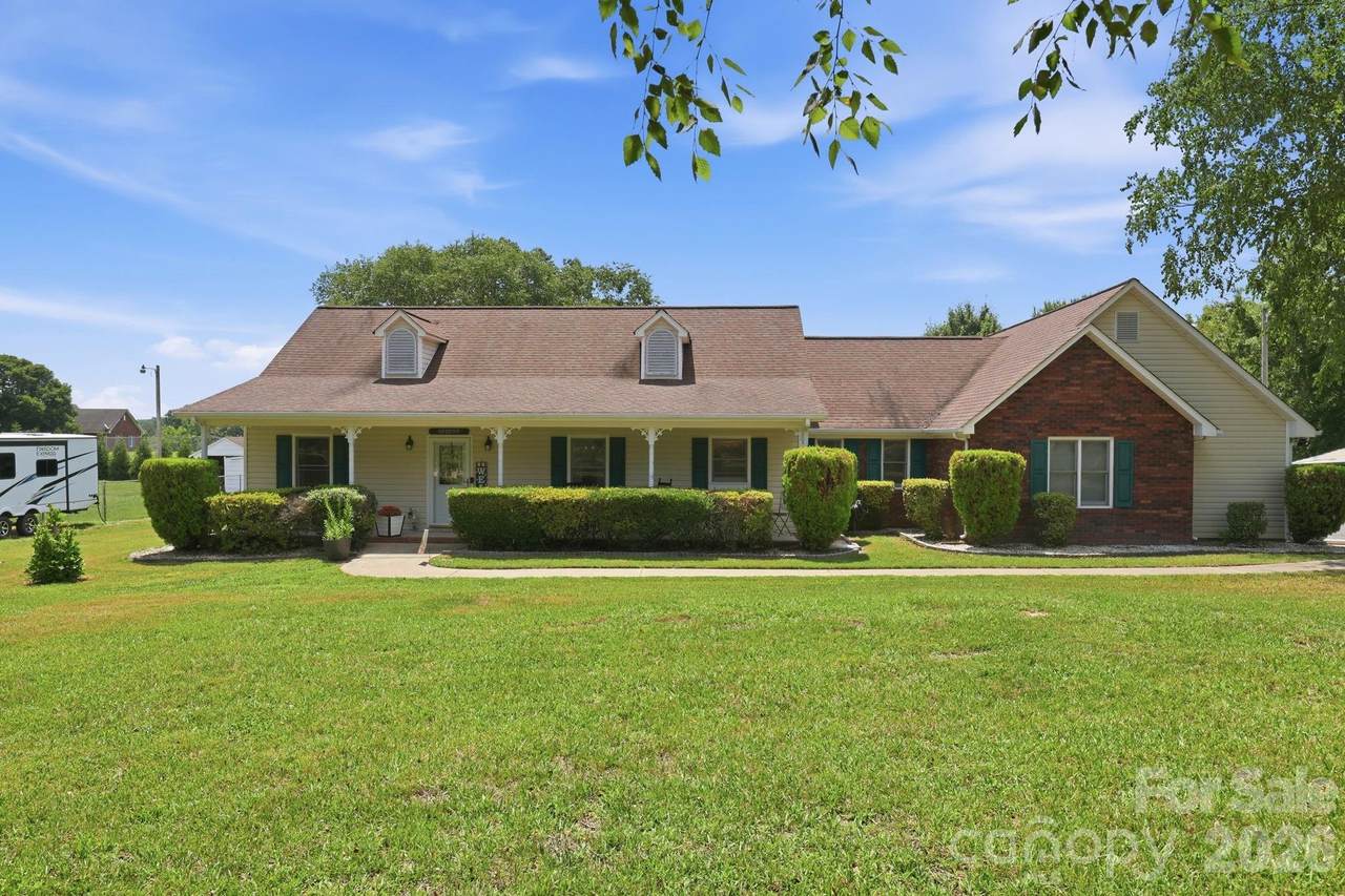 25472 Millingport Road - Photo 1